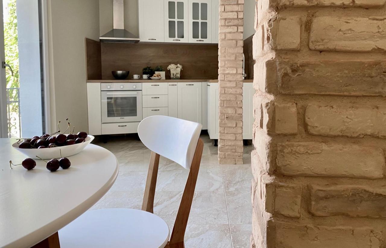 Old Town City Center Apartment Ruse Exterior foto